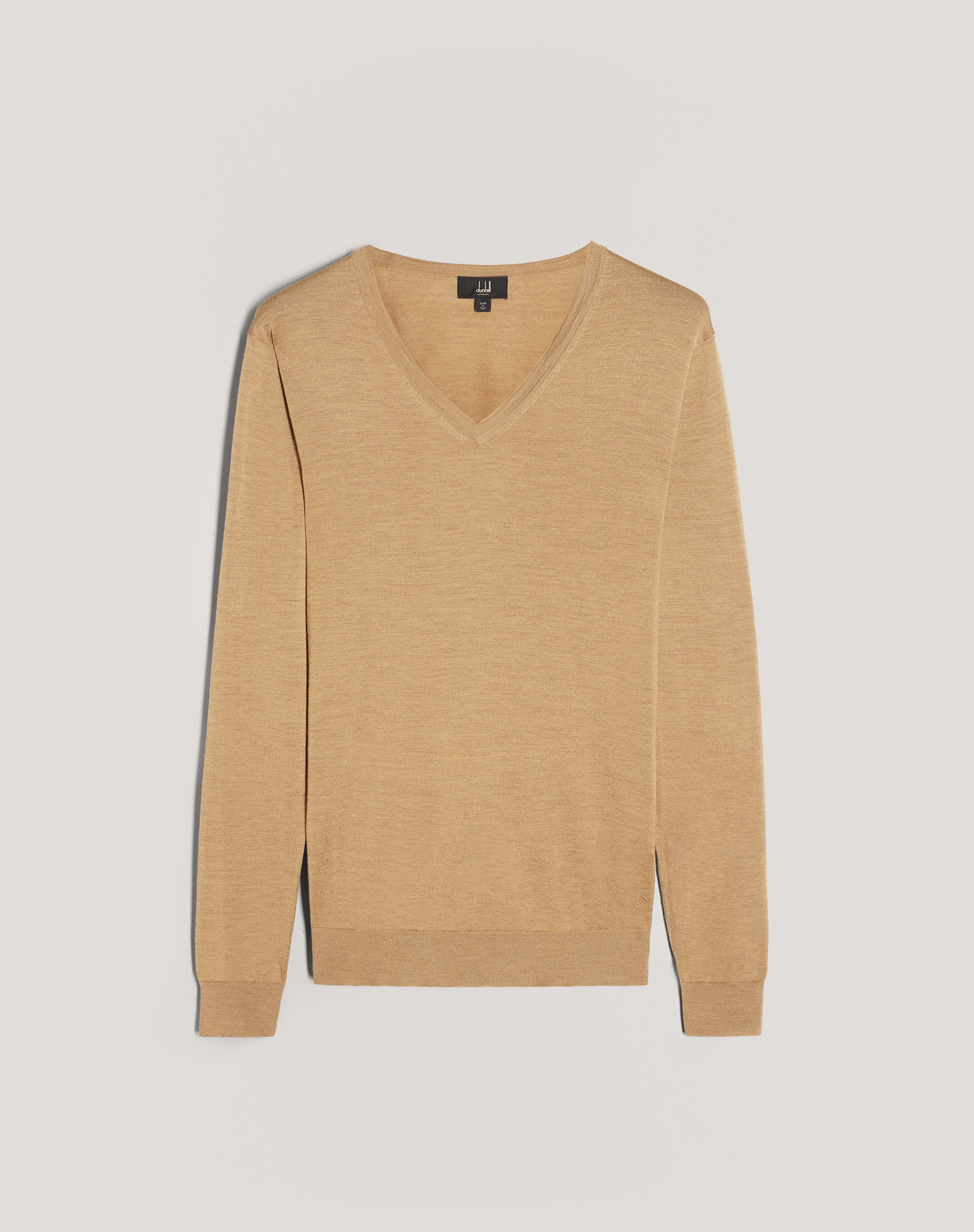 white v neck jumper mens