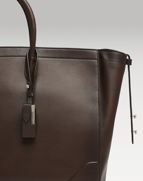 Charm Rollagas Holder