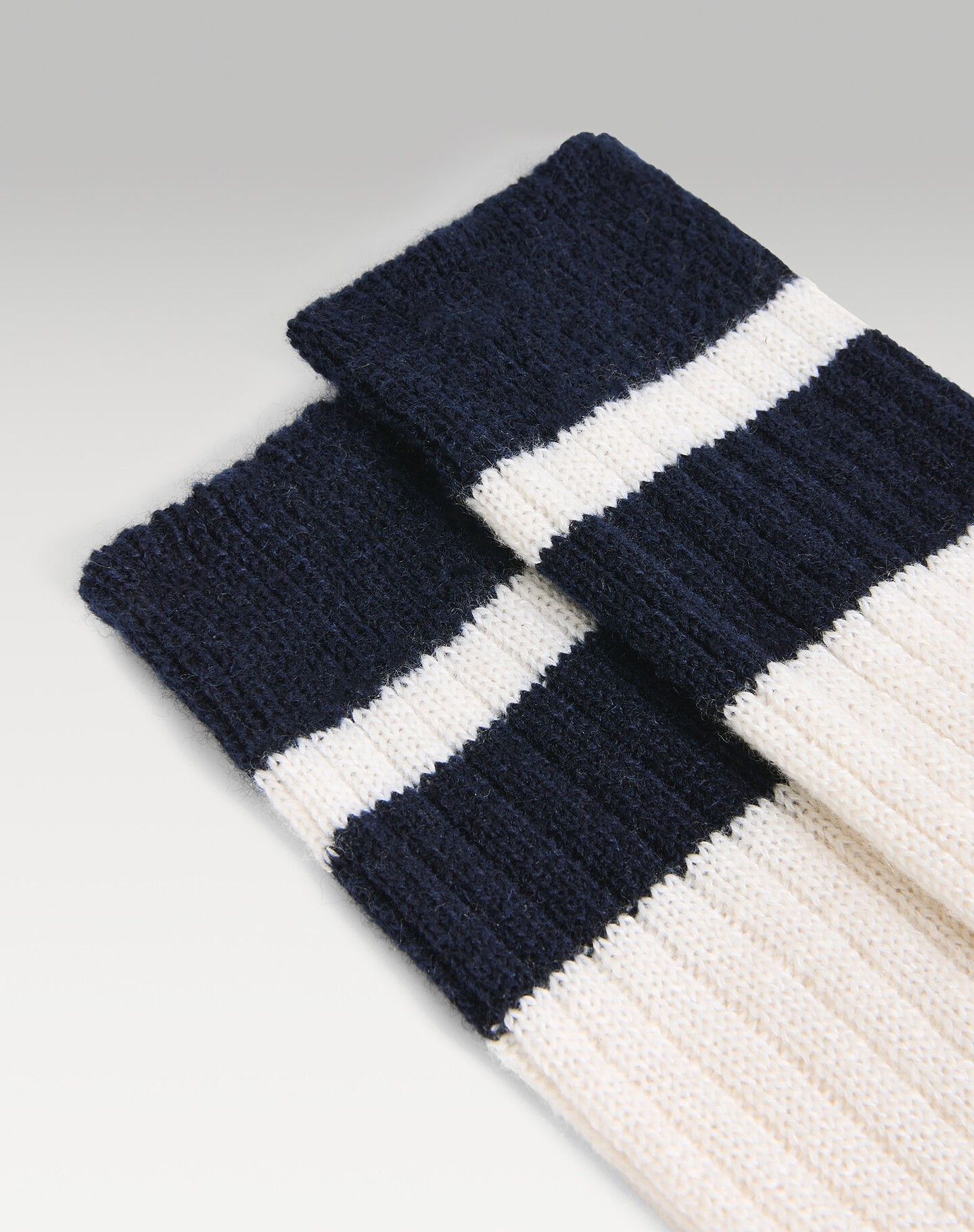 Kaschmir-Baumwoll-Socken mit doppelten Streifen - 2