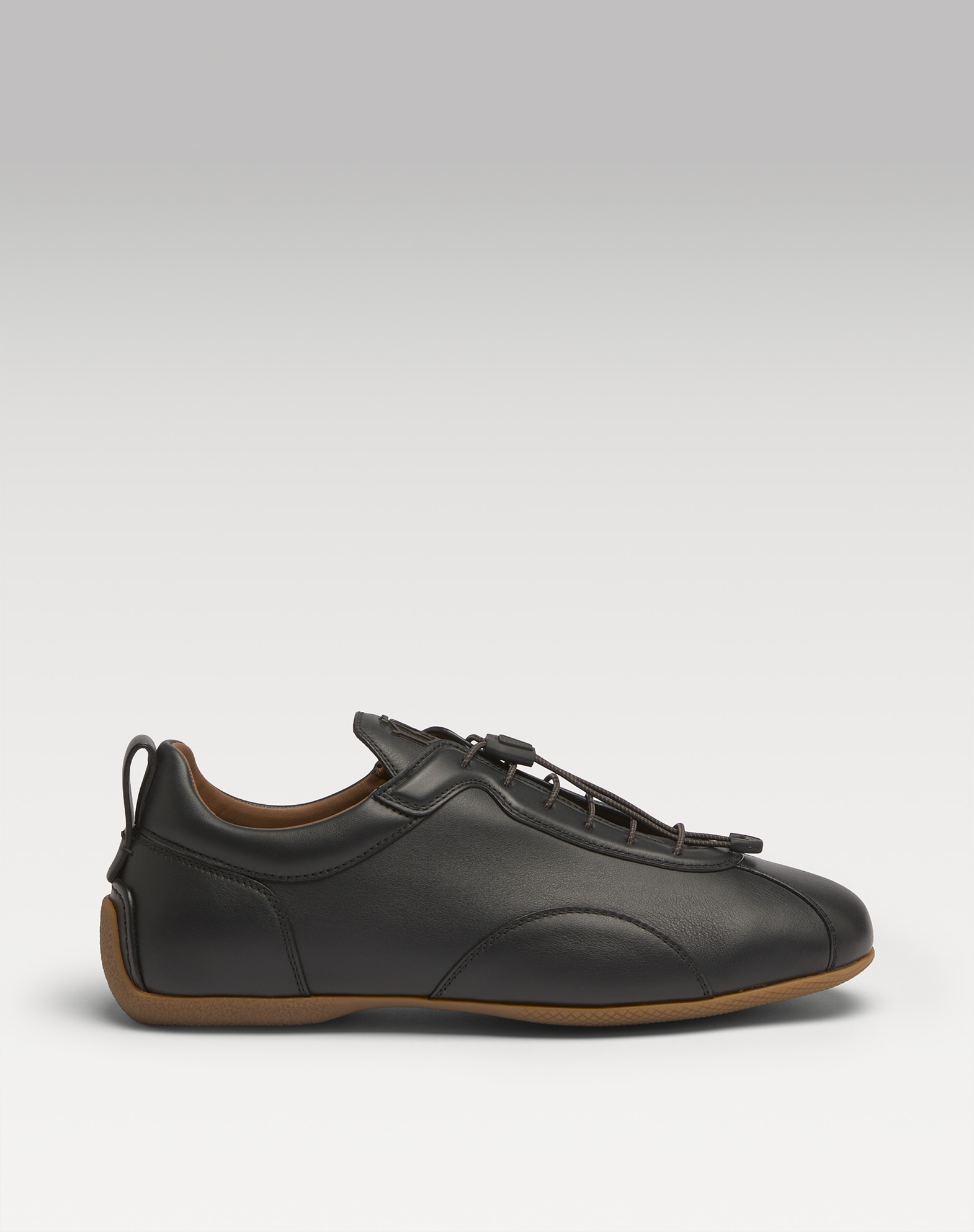 取寄せ可 ダンヒル DUNHILL スニーカー 【公式通販】