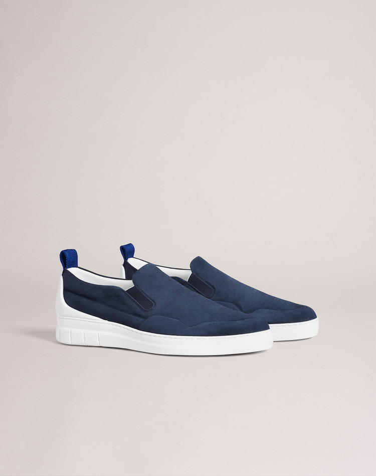 skate sneakers online store