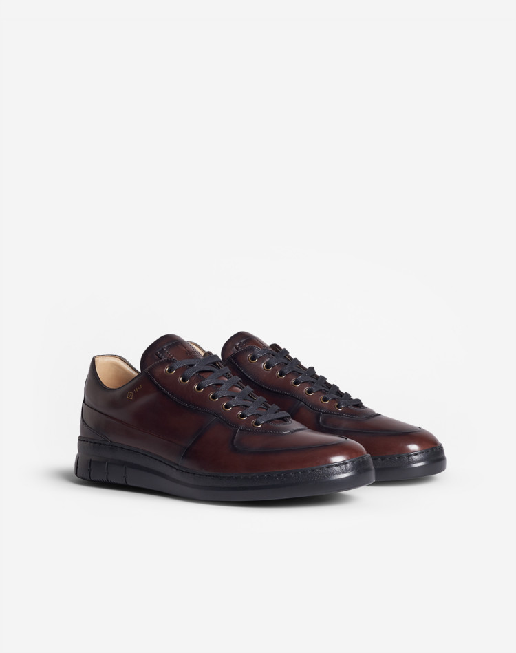 online sneakers for men