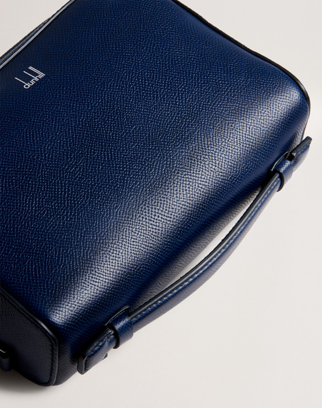 メンズ ネイビー カドガン クロスタウン バッグ Dunhill Jp オンラインストア メンズ ネイビー カドガン クロスタウン バッグ Dunhill Jp オンラインストア