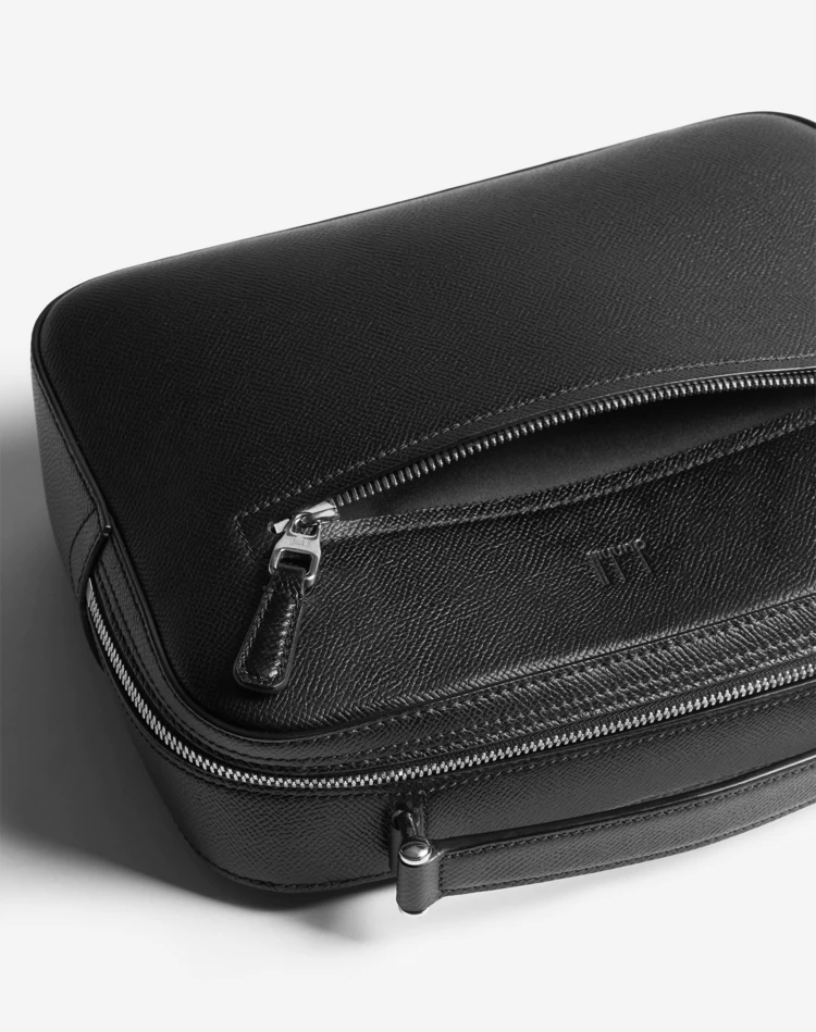 Dunhill Men's Cadogan Large Flap Messenger Bag - Black