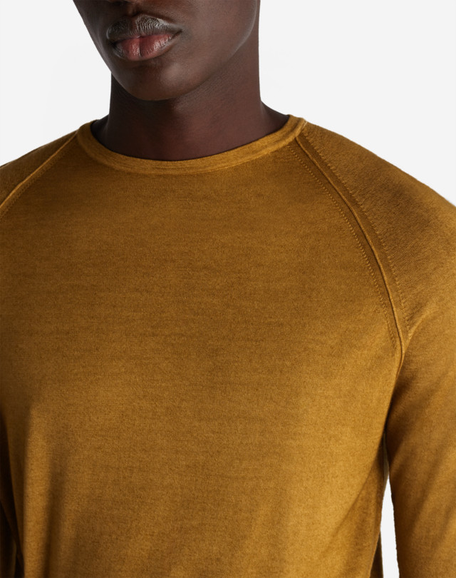 DUNHILL GARMENT DYE LONG SLEEVE CREW JUMPERS Man a