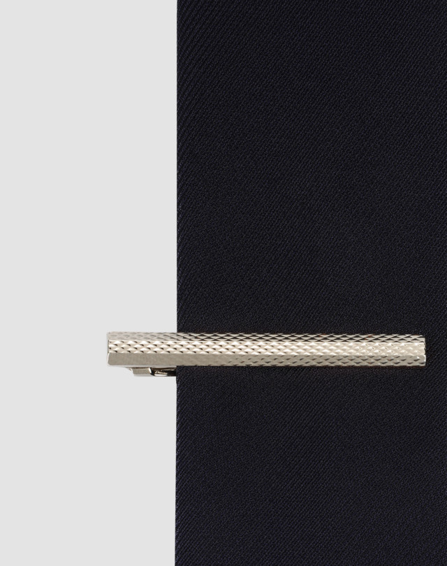 メンズ エンジンターン ファセット タイバー | dunhill JP