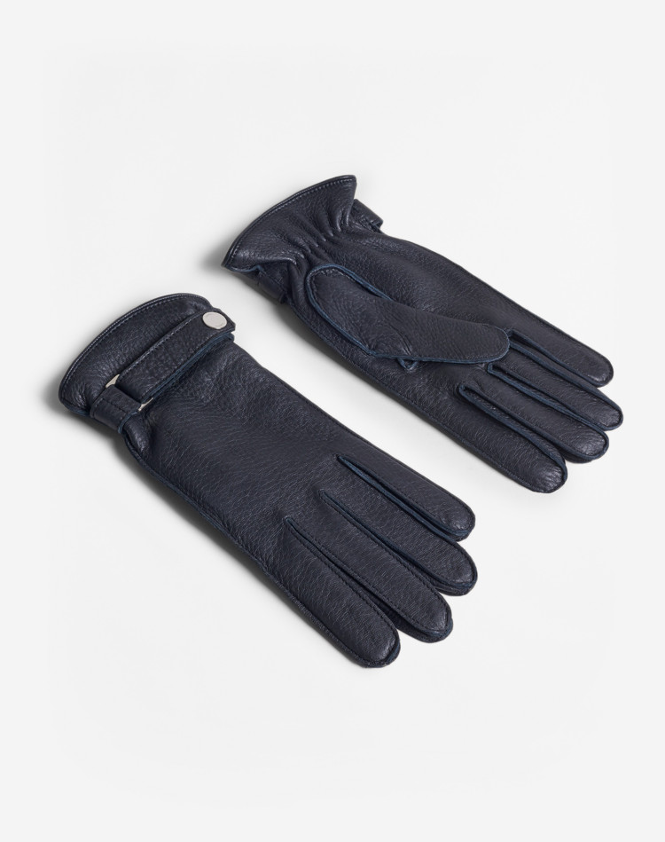 glove shop